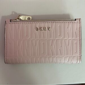 Dkny wallet